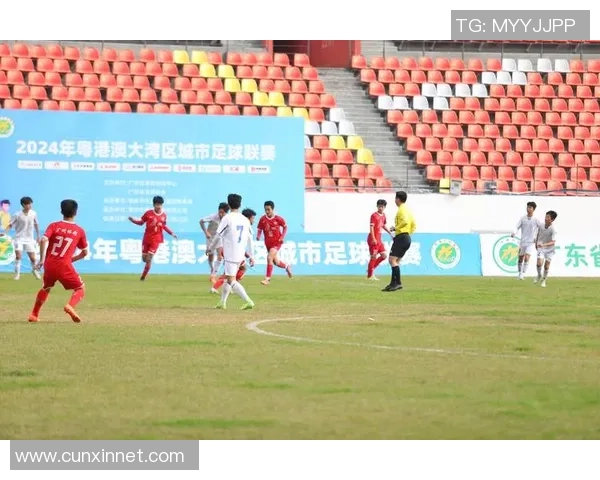 足球TES：探索足球战术与技术的完美结合与未来发展趋势